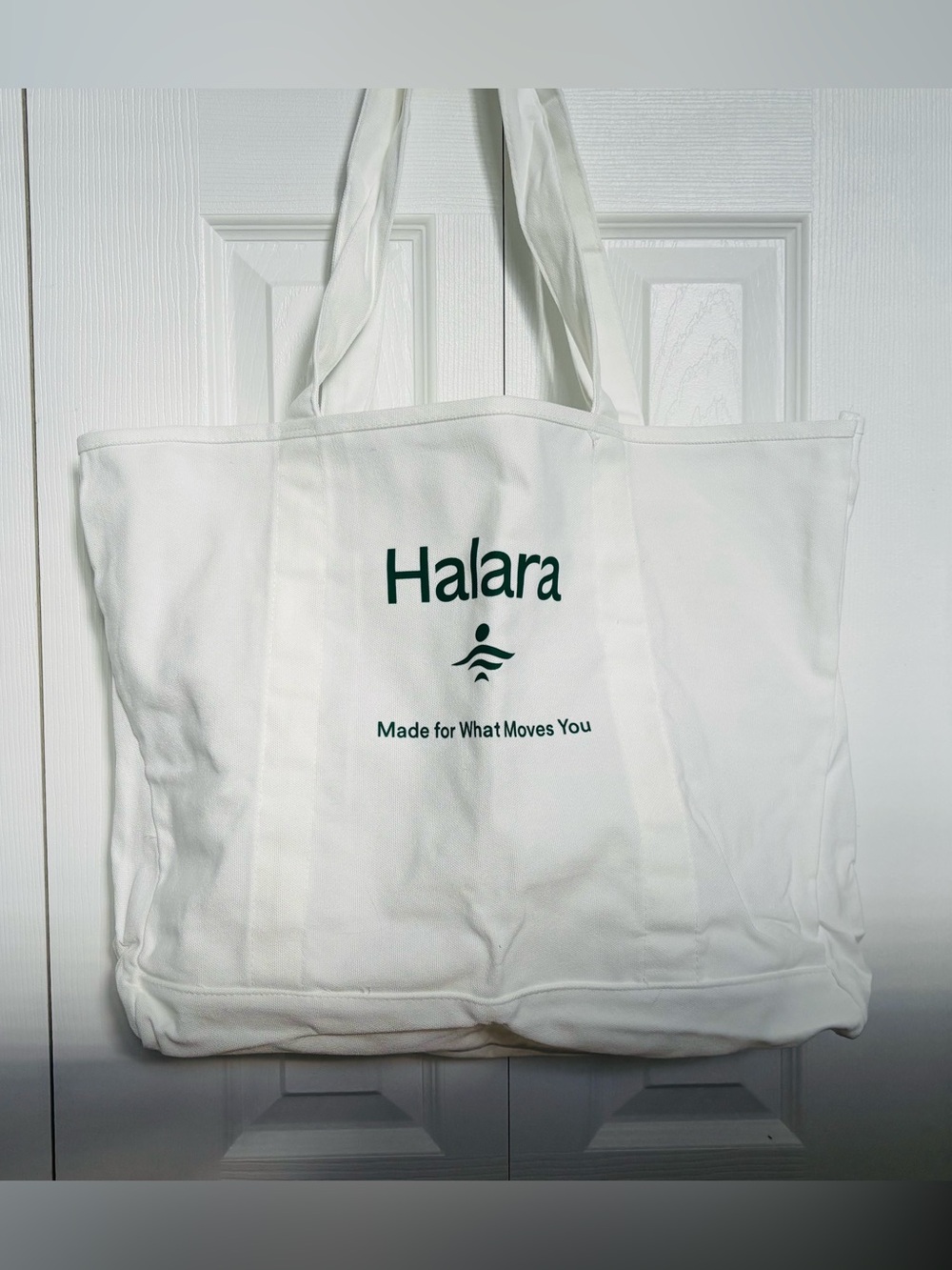 HALARA White Canvas Tote with Dark Green Logo